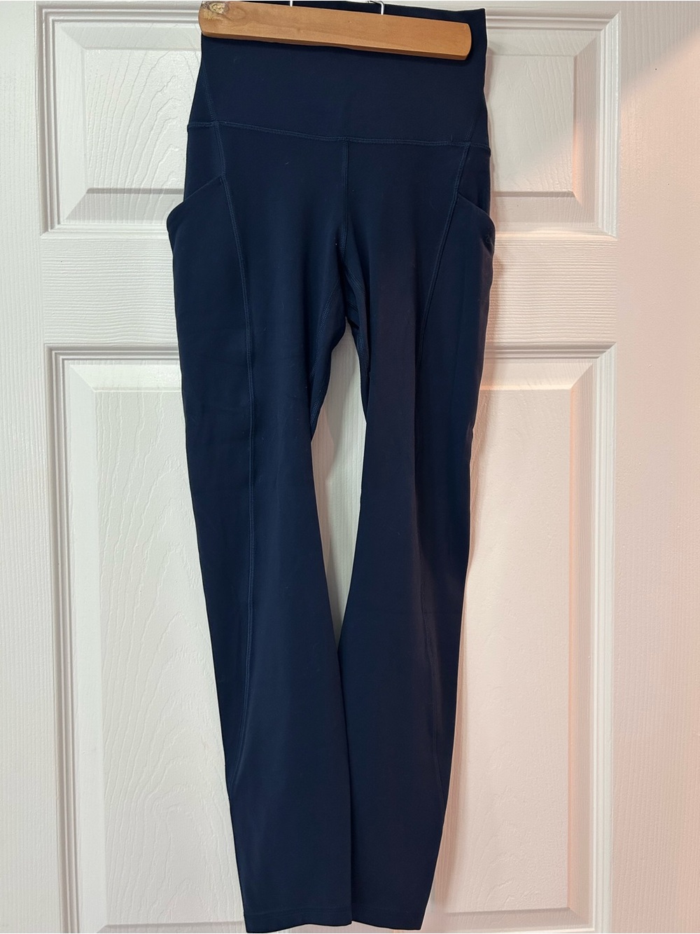 Lululemon High-Waist Navy Leggings with Side Pockets